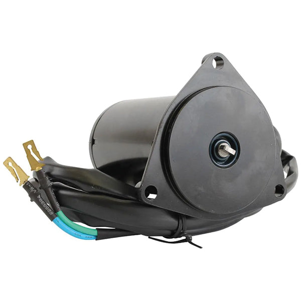 Quicksilver trim-/tiltmotor installeret i en båd, viser elektriske tilslutninger.